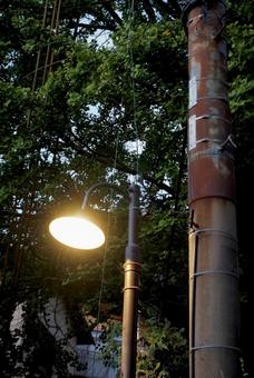 Photo, telegraph pole, street light, rust, 