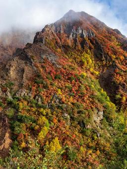 紅葉の那須岳（朝日岳） 那須岳,紅葉,朝日岳の写真素材