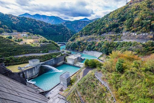 静岡県 長島ダム・秋景色 静岡県 長島ダム・秋景色 長島ダム,秋,紅葉の写真素材