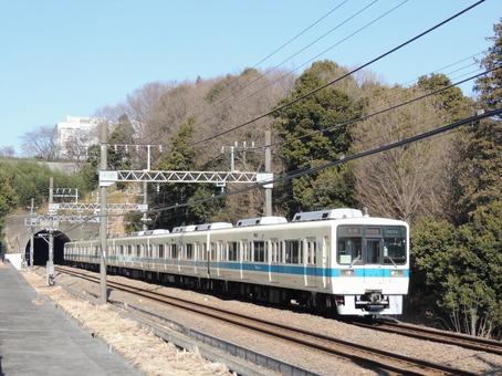 小田急8000系 小田急8000系の写真