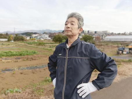 兼業農家のシニア男性 シニア,シニア男性,50代の写真素材