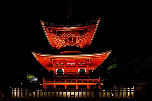 勝尾寺　多宝塔　ライトアップ 勝尾寺,多宝塔,ライトアップの写真素材
