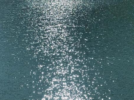 湖の光 湖の光の写真