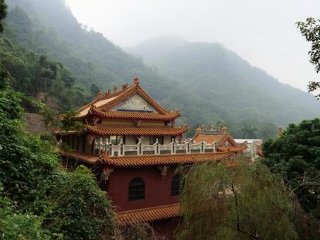 台湾 嘉義 山間の廟 台湾 嘉義 山間の廟 廟,道教,台湾の写真素材