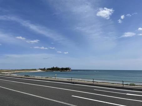 海の見える道 海の見える道の写真