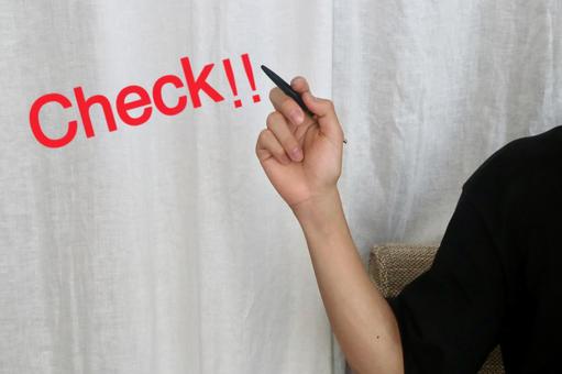 ペンを持つ男性 Checkイメージ ペンを持つ男性 Checkイメージ チェック,確認,checkの写真素材