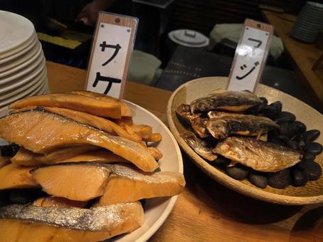 焼き魚 焼き魚,サケ,アジの写真素材