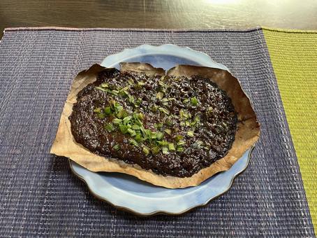 朴葉味噌 味噌,朴葉,枯れ葉の写真素材