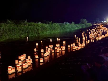 永平寺町大灯籠流しの一幕 玉ボケ,灯籠,灯ろうの写真素材