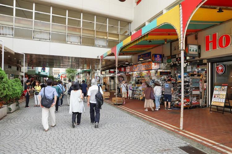 三ノ宮センタープラザ 三ノ宮,神戸市,中央区の写真素材