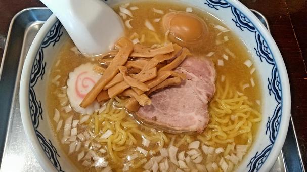 醤油ラーメン 醤油ラーメン ラーメン,醤油ラーメン,麺類の写真素材