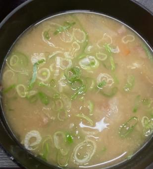 豚汁 みそ汁 豚汁 みそ汁の写真