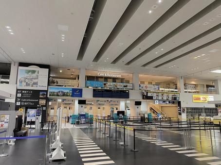 真夜中の神戸空港旅客ターミナル 真夜中の神戸空港旅客ターミナル 神戸空港,旅客,ターミナルの写真素材