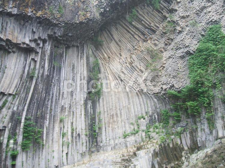 玄武洞の柱状節理 玄武洞,柱状節理,兵庫の写真素材