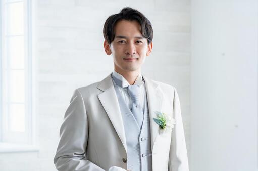 タキシードを着た新郎 婚礼,挙式,セレモニーの写真素材