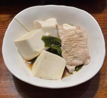 豚肉と生わかめのしゃぶしゃぶ鍋の取り皿2 豚肉と生わかめのしゃぶしゃぶ鍋の取り皿2の写真