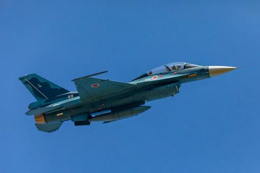F-2戦闘機 F-2戦闘機 戦闘機,訓練,離陸の写真素材
