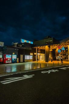 【福井】夜の敦賀駅周辺 【福井】夜の敦賀駅周辺 福井,駅,fukuiの写真素材
