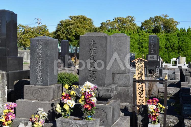 お墓の風景 お墓の風景,お墓,墓の写真素材