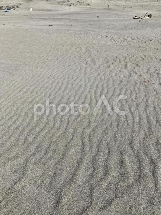 海辺の風でできた砂浜の波 砂,風紋,模様の写真素材