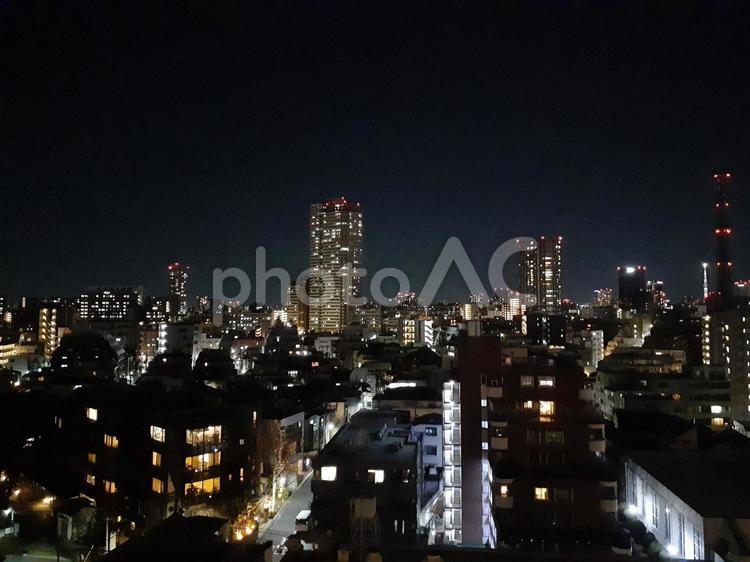 都会　高所より　富久町　中心に道路　夜 夜景,ライトアップ,ビルの写真素材