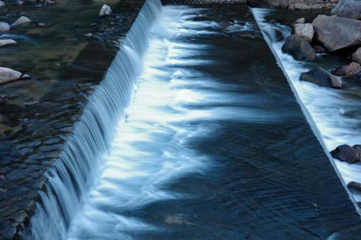 川 川,水流,長時間露光の写真素材