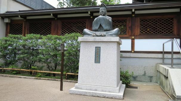 晴明神社 安倍晴明公像 晴明神社 安倍晴明公像の写真
