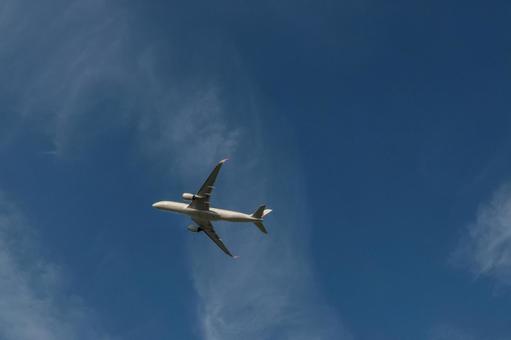 光と飛行機 光と飛行機の写真