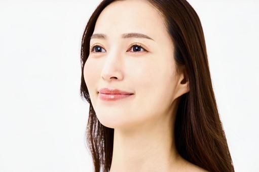 若い女性の顔のアップ　スキンケア　美容 美容,スキンケア,肌の写真素材