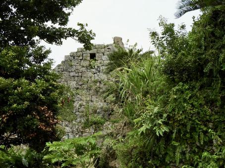 世界遺産中城城の石積み 世界遺産中城城の石積みの写真