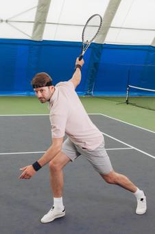 ラケットを振る男性選手 男性,外国人,テニスの写真素材