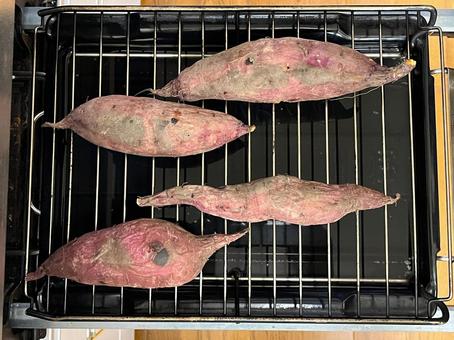 焼きいも 焼きいも,さつまいも,紅はるかの写真素材