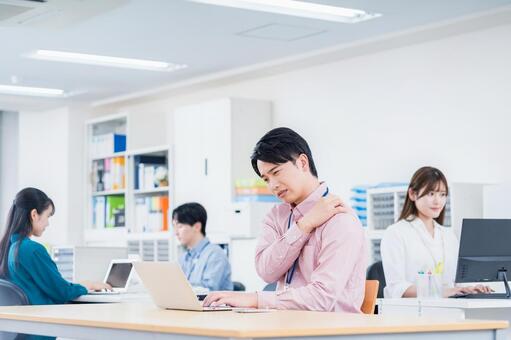 疲れているビジネスマン。 ビジネス,人物,日本人の写真素材