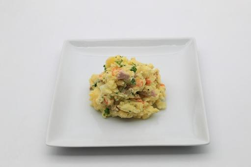 自家栽培きたあかりで作ったポテトサラダ 自家栽培きたあかりで作ったポテトサラダの写真