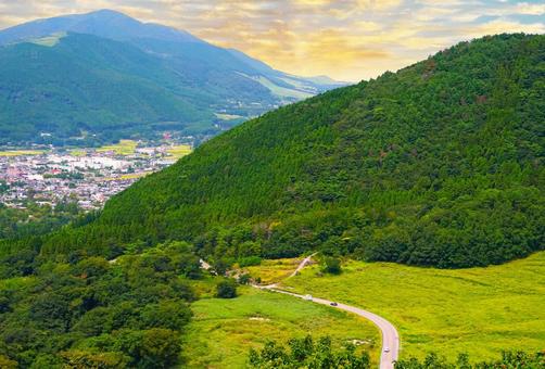 晩夏の高原 晩夏の高原 山,町,集落の写真素材
