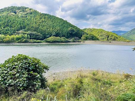 呉ダム　秋の公園 秋,呉ダム渓流公園,公園の写真素材
