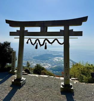 高屋神社 ～天空の鳥居～ 天空の鳥居,高屋神社,パワースポットの写真素材