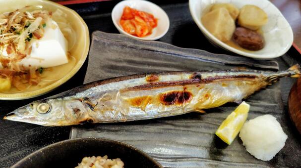 さんま定食 さんま,定食,秋刀魚の写真素材