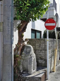 中島区の石獅子(与那原) 中島区の石獅子(与那原)の写真