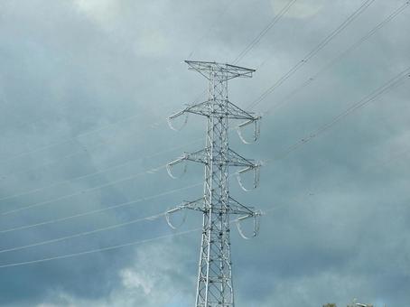 【風景写真】そびえ立つ鉄塔 鉄塔,送電線,鋼製の写真素材