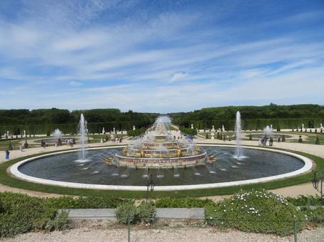 ヴェルサイユ（ベルサイユ）宮殿の庭園 ヴェルサイユ宮殿,バロック建築,建造物の写真素材