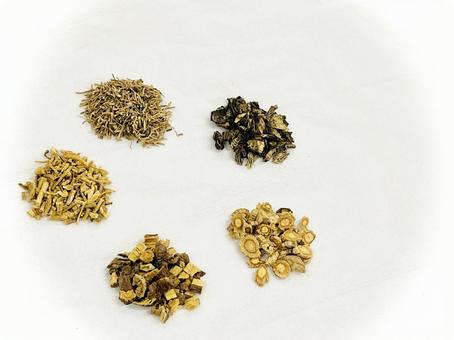 漢方薬・立効散原料 参 漢方薬・立効散原料 参 立効散,リッコウサン,細辛の写真素材