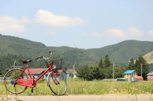 Photo, summer vacation, the countryside, countryside and bicycle, 