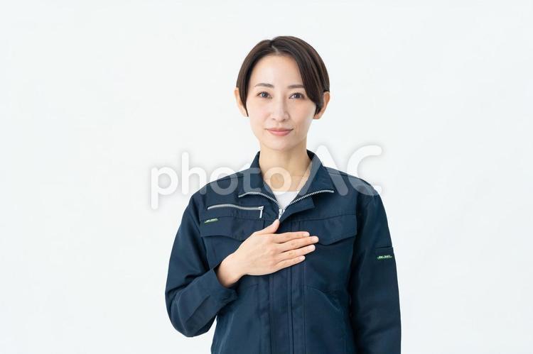信頼の作業員の女性 作業員,信頼,作業服の写真素材