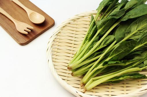 新鮮なほうれん草の束 新鮮なほうれん草の束 ほうれん草,野菜,緑色の写真素材