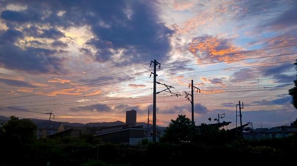 黄昏時の町 黄昏時の町の写真