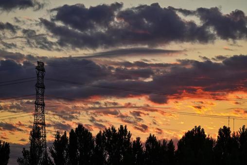 夕焼け 2025/7/10 夕焼け 2025/7/10 夕焼け,夕暮れ,夕方の写真素材
