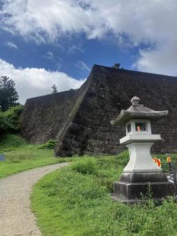 晴天の仙台城 石垣 晴天の仙台城 石垣の写真