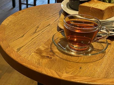紅茶とモーニングセット 紅茶とモーニングセットの写真