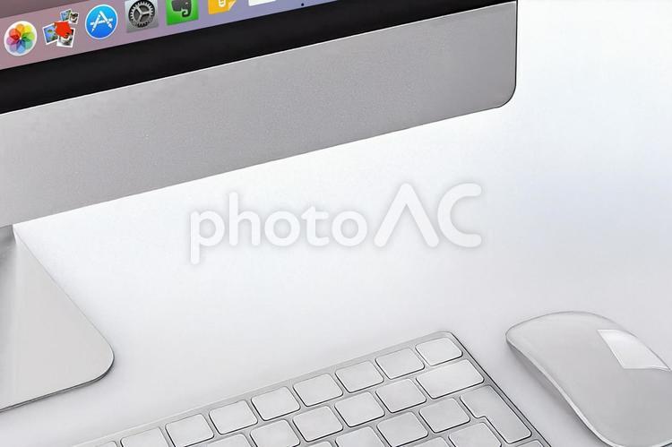 仕事用のiMac パソコン,mac,imacの写真素材